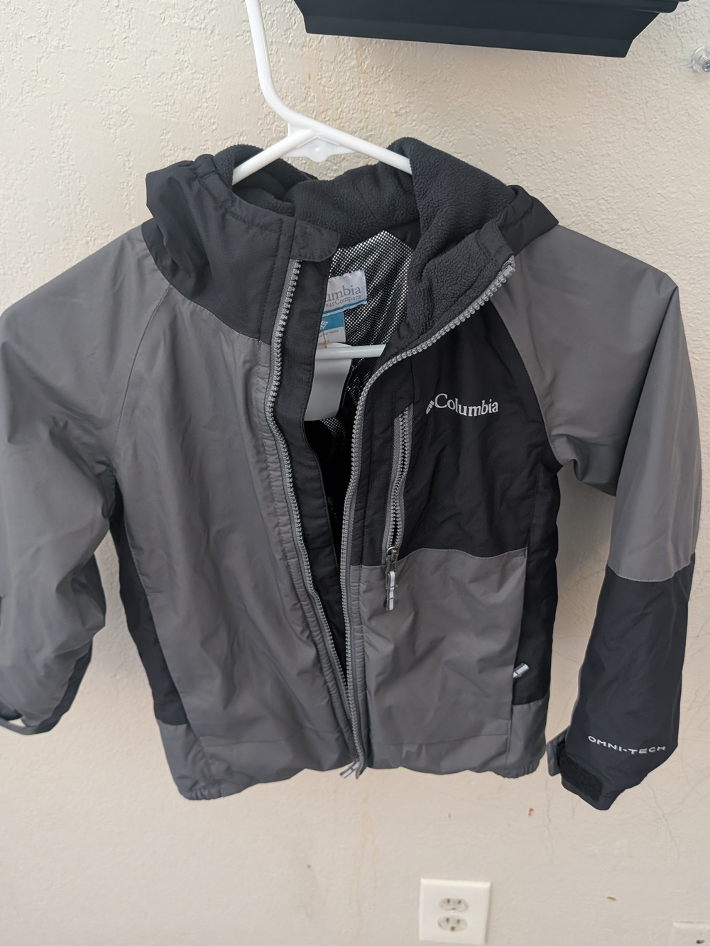Columbia Kids Gray and Black Puffer Jacket with Hood